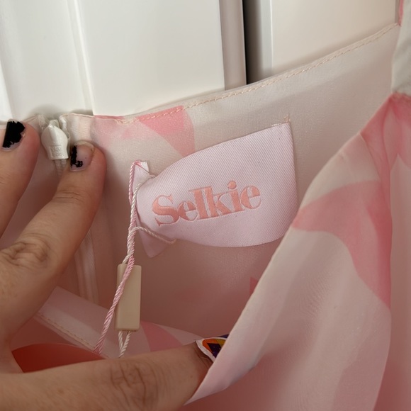 Selkie French Puff Pink Powdered Star Size Large - Picture 7 of 9